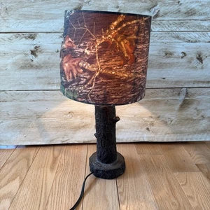Mossy Oak Tree Stump Table Lamp RealTree Camo Shade 17 Inches - Picture 1 of 10
