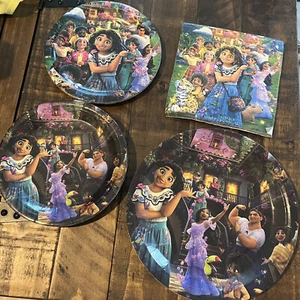 Encanto Suministros de Fiesta de Cumpleaños para Niños Decoraciones Platos Servilletas - Imagen 1 de 5