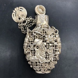 Chinese Old Tibet Silver Hollow Carved Longevous Snuff Bottle Netsuke Box - Picture 1 of 5