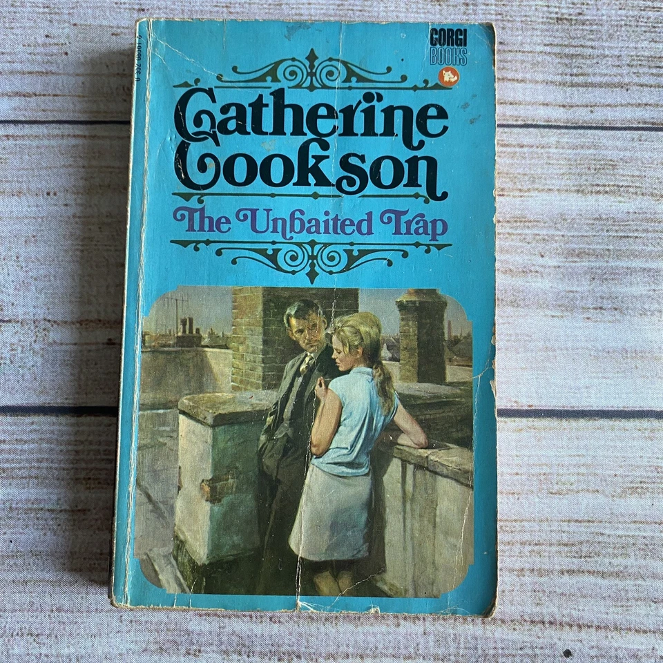 The Unbaited Trap by Catherine Cookson ~ 1972 paperback ~ romance - Image 1 of 4