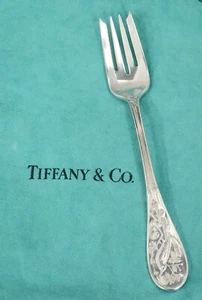 Tenedor de ensalada japonés de TIFFANY & Co de plata esterlina 65/8 pulgadas 4 dientes - sin monograma - Imagen 1 de 7
