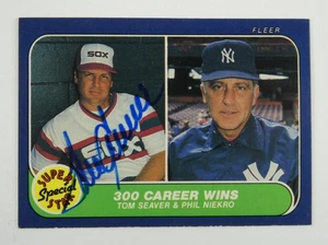 Tom Seaver Signed 1986 Fleer Trading Card #630 Chicago White Sox Autographed HOF - Picture 1 of 3