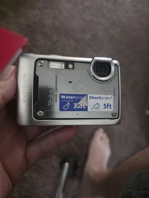 Olympus Stylus 770 SW 7.1MP Digital Camera Silver Shock & Waterproof (2) - Image 1 of 4
