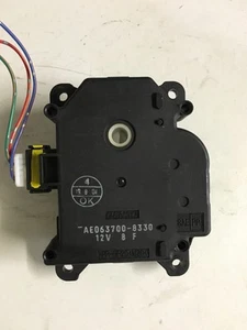 MITSUBISHI COLT 2006 CZ2 DI-D Calentador Soplador Regulador Solapa Motor AE063700-8330 - Imagen 1 de 2