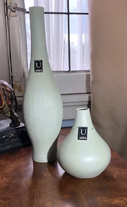 RARE Umbra Vase Pair – 2000s Modern Design – 16" Sheaf & 6.5" Husk –Cactus Green - Picture 1 of 6