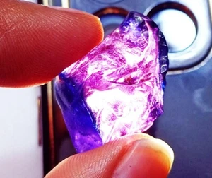 Piedra preciosa suelta certificada áspera sin cortar taaffeita violeta 38,55 quilates con regalo gratis - Imagen 1 de 7