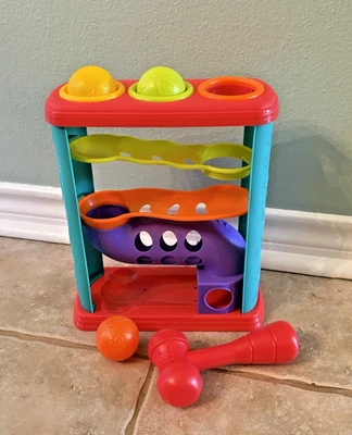 Baby Time Pound A Ball Drop Tower Juguete Bebé Niño Martillo Mano Ojo Coordinación Foto 1 de 4
