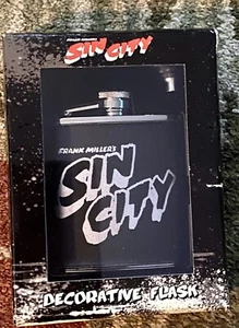 Frasco decorativo Sin City Frank Miller 6 oz vajilla de bar bolsillo película barra de regalo NUEVO - Imagen 1 de 2