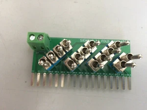 SIEMENS 14 FOLD SIMULATOR voor PLC's S71214 en S71215 - Afbeelding 1 van 6