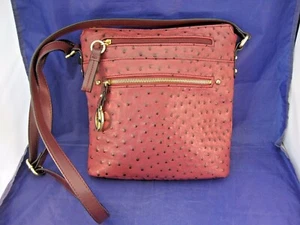 GIANI BERNINI SHOULDER HANDBAG / PURSE W ADJUSTABLE STRAP - LOTS OF COMPARTMENTS - Picture 1 of 5
