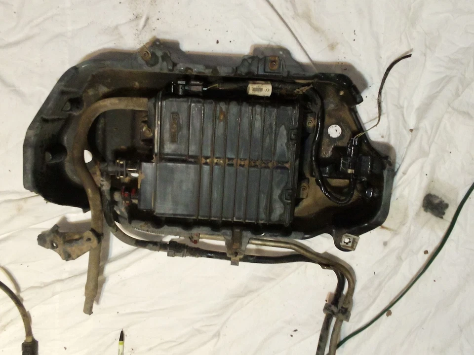 2011-2012 福特 MUSTANG 发射蒸汽罐 原始设备制造商 二手 — 第 1/1 张图片