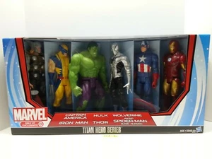 Marvel 12" TITAN Hero Series - TARGET EXCLUSIVE Armored Spiderman 2013 BRAND NEW - Picture 1 of 6