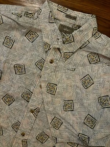 Natural Issue faltenfreies Button-Down Camp Hemd Herren Large Tall geometrisches Muster - Bild 1 von 7