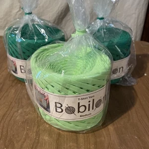 3 New Skeins Bobilon T Shirt Yarn Balls 2 Green Island & 1 Neon Green - Bild 1 von 7