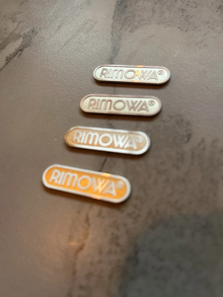4er Set Rimowa Koffer Aufkleber Sticker Gold Titan Ersatzteil  - Bild 1 von 2