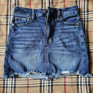 American Eagle White Hi-Rise Mini Next Level Stretch Jean Skirt Size 00 - Picture 1 of 5