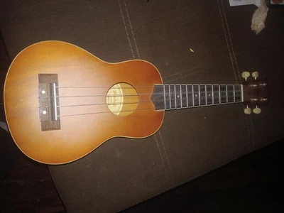 Mitchell Ukulele MU4ONT 4 String - Image 1 of 4