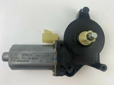 2002-2009 Chevrolet Trailblazer Passenger Rear Power Window Door Motor OEM - Image 1 of 4