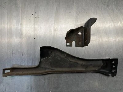 1989-1991 Chevrolet Suburban V1500 Front Right Bumper Brackets OEM Foto 1 de 4