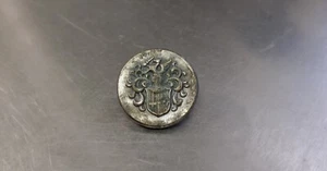 Vtg Metal Coat of Arms Button in Antiqued Silver Finish Heraldic Design 7/8" - Picture 1 of 2
