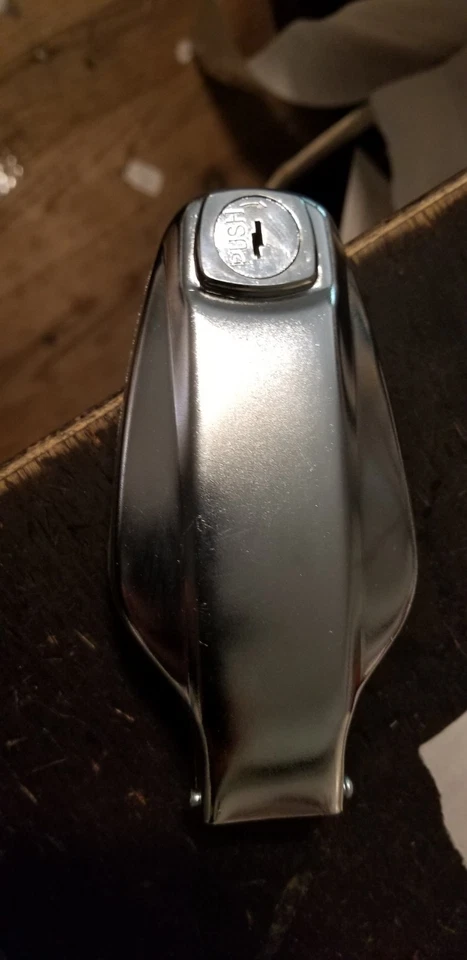 Tampa de gás Yamaha XS SPECAL cromada XS650 XS1100 XS11 XS750 XS400 SOMENTE CETIM ESPECIAL - Imagem 1 de 4