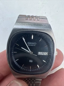 Vintage Seiko SQ Quartz Watch 8223-510A Need Battery - Picture 1 of 9