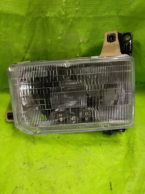 Faro delantero izquierdo 96-99 lado del conductor izquierdo para Nissan Pathfinder Foto 1 de 4