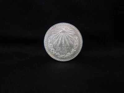 Moneda 1932-1945 México .720 Plata 1 Peso Tapa Grande y Rayo Años Aleatorios Escogida AU+ Foto 1 de 2
