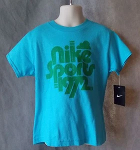 Mädchen Gr. S Nike Sport 1972 T-Shirt Neu mit Etikett blau Retro Look sportlich S2-PB2 - Bild 1 von 1