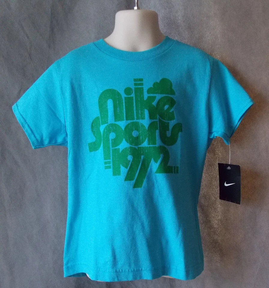 Girls sz S Nike Sports 1972 t-Shirt NWTs blue retro look athletic s2-pb2 - Image 1 of 1