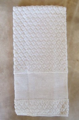 Charles Craft Estate полотенце с бриллиантовым плетением - ваш выбор цвета - Изображение 1 из 2