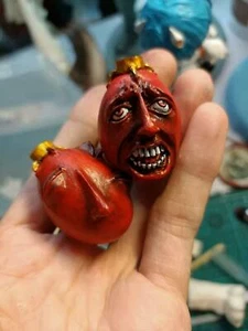 TOY Mini 霸主之卵 uovo del diavolo anime giapponese Griffith 贝黑莱特 Guts - Foto 1 di 4