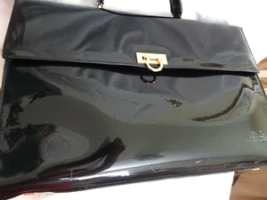 Beijo Business Class Brown Patent Leather Glossy Large Top Handle Bag & PurseNWT - Picture 1 of 22