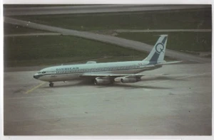 Quebecair Airlines Boeing B-707 On Tarmac Taxiing Canada Aircraft Postcard - Picture 1 of 2