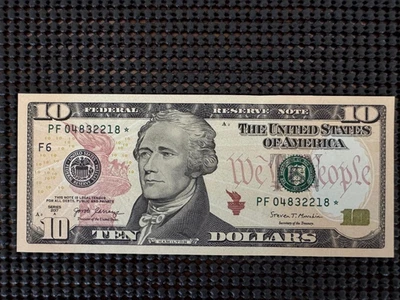 (2) 2017A $10 Star Note SN PF04832218* and 2001 $1 Star Note G00290134* UNC GEMS - Image 1 of 4