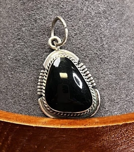 Arkge Nelson Vintage Indianer Sterlingsilber schwarzer Onyx Anhänger - Bild 1 von 7