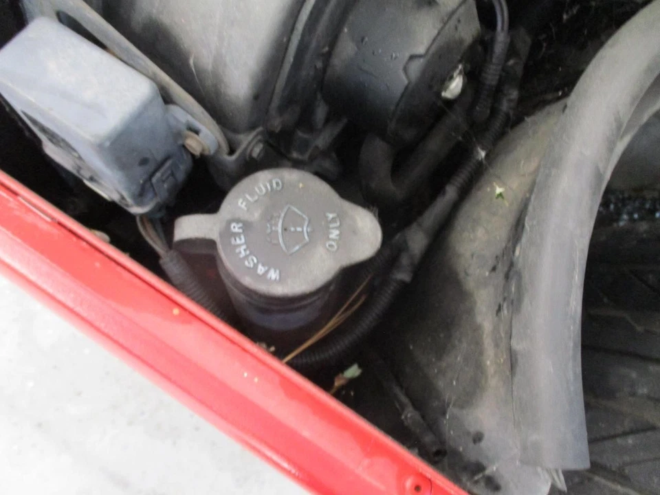 Used Washer Fluid Reservoir fits: 1992 Chevrolet Corvette  Grade A - Image 1 of 4