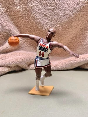 Figura de alineación inicial del Dream Team de Estados Unidos 1992 Charles Barkley Foto 1 de 4