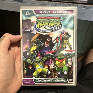 Teenage Mutant Ninja Turtles Fast Forward Day Of Awakening DVD, 2-Disc Set - Bild 1 von 3