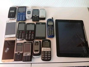 Konvolut über 16 Stück verschiedene oder ähnliches Handys SAMSUNG APPLE SONY - Bild 1 von 2