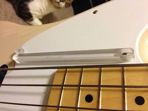 Zero-Mod Thumb Rest Tug Bar for Fender 51 Precision Bass - And Tele Bass NO MODS - Picture 1 of 6