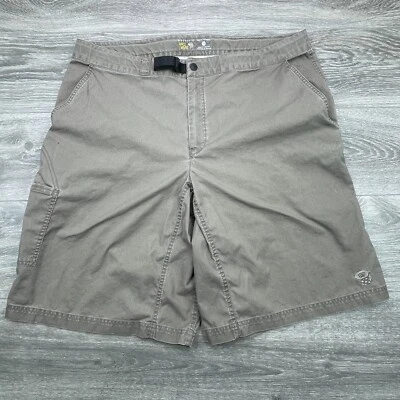 Shorts masculinos Mountain Hardwear XXL cáqui com cinto utilitário caminhada ao ar livre acampamento de náilon - Imagem 1 de 4