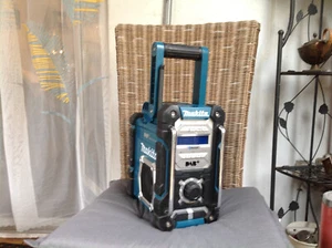 Makita DMR 112 Akku-Baustellenradio DAB+ und Bluetooth - Bild 1 von 4