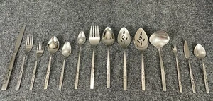Oneida * Oneidacraft Deluxe CAPISTRANO Stainless Flatware CHOICE - CHOOSE (29) - Picture 1 of 3