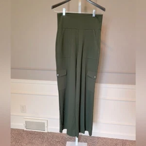CAbi Chargo NWOT pants olive green FALL 2024 #4696 Medium Regular Length stretch - Picture 1 of 7