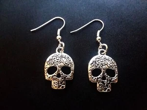 Skull Charm Earrings on Silver Plated French Hook Ear Wire - Picture 1 of 6