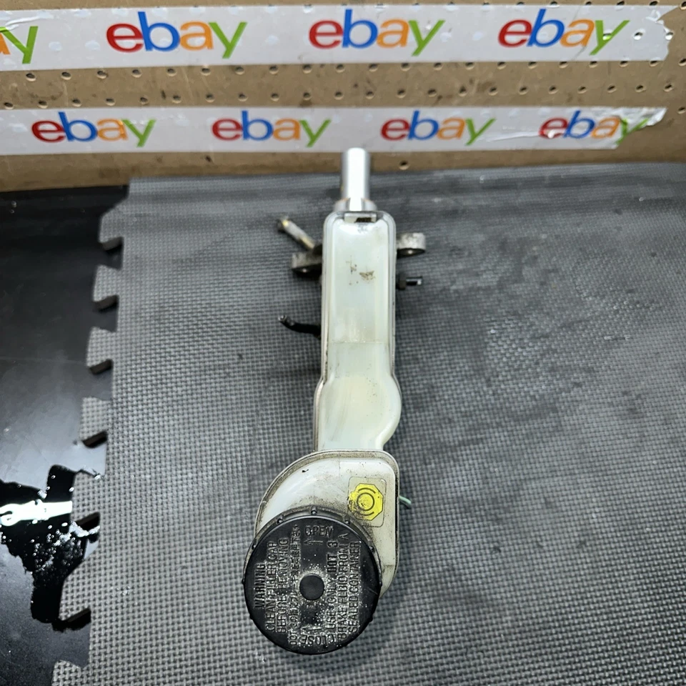 CILINDRO MAESTRO DE FRENO para Nissan Murano 2009 Foto 1 de 4