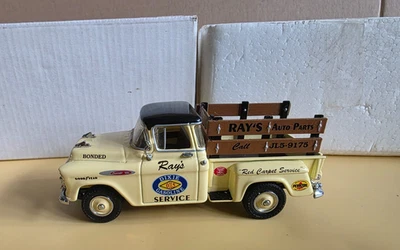 Matchbox YRS05-M - 1957 Chevrolet 3100 Pick up - Rays Services - Image 1 of 4