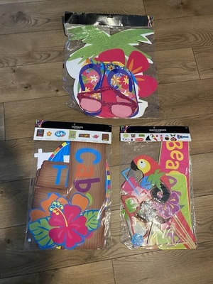 2013 Luau Tropical Party Decorations Pool Beach Hawaii - Image 1 of 4