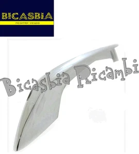 6661 - 650263 PIAGGIO CRESTA PARAFANGO CROMATA VESPA 125 300 GTS SUPER SPORT - Picture 1 of 1